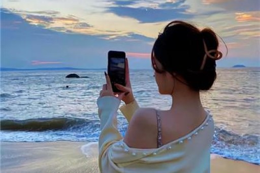 吃相太难看!涉毒艺人跨年复出遭举报不到24小时官方回应来了 吃相太难看!涉毒艺人跨年复出遭举报不到24小时官方回应来了