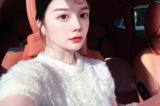 网红黄一鸣账号被封：从自曝未婚生女到遛狗冲突网红生涯大翻车