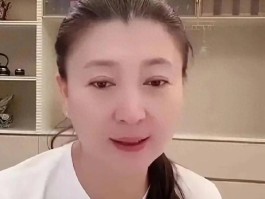 六月连曝5个大瓜！国外生子、全网封禁、自曝怀双胎、韩红最意外